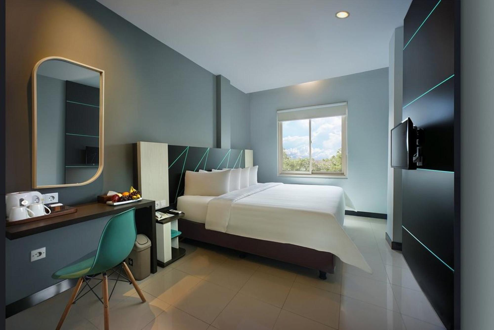 Hotel Regantris Malioboro à Yogyakarta Extérieur photo