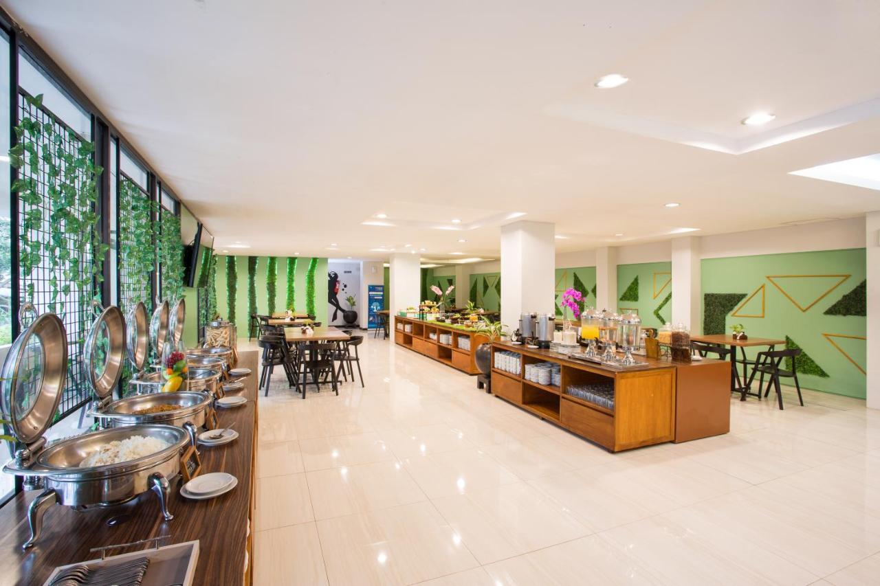 Hotel Regantris Malioboro à Yogyakarta Extérieur photo